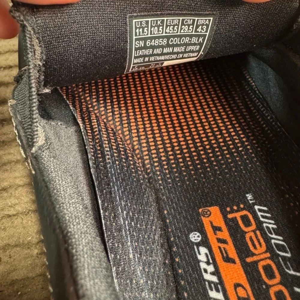 Skechers relaxed fit